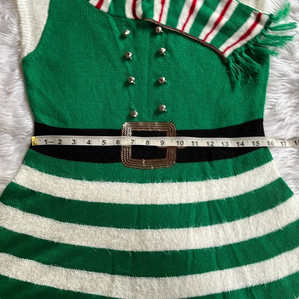 Christmas Dress - Picture 13 of 14